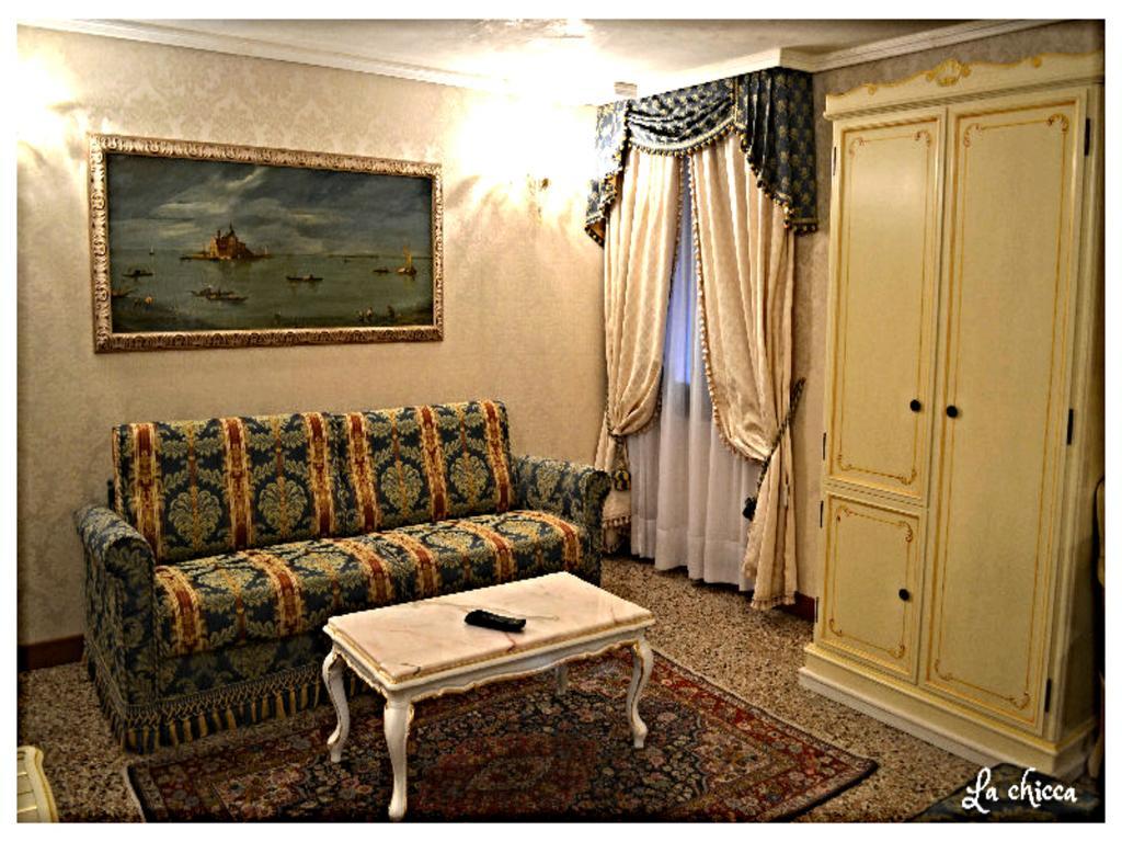 Guest House La Chicca Veneţia Exterior foto